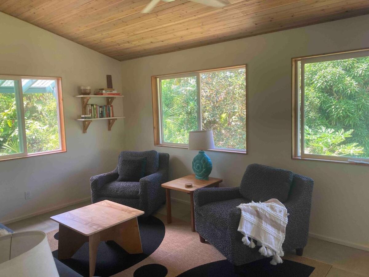 Seaside House And Aloha Bungalow Pahoa Room photo